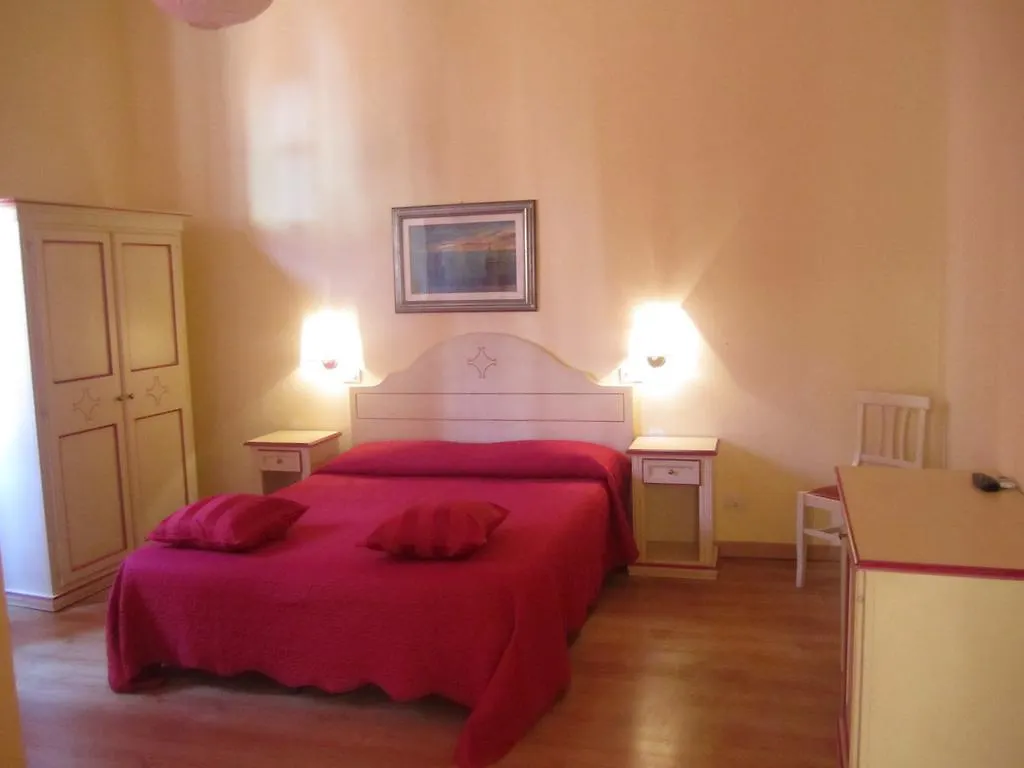 **  Hotel Savonarola Florence Italy
