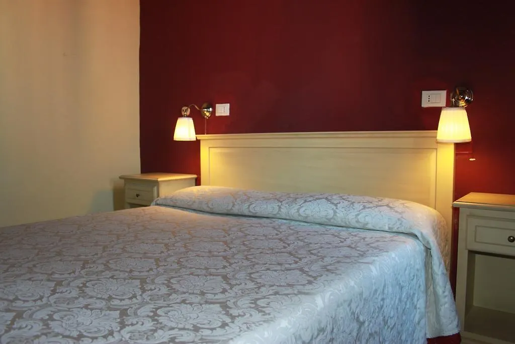 Hotel Savonarola Firenze 2*,